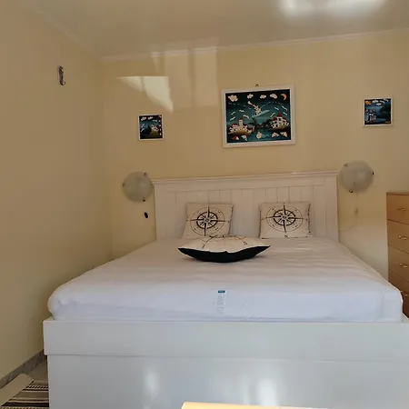 Garden Apartman *